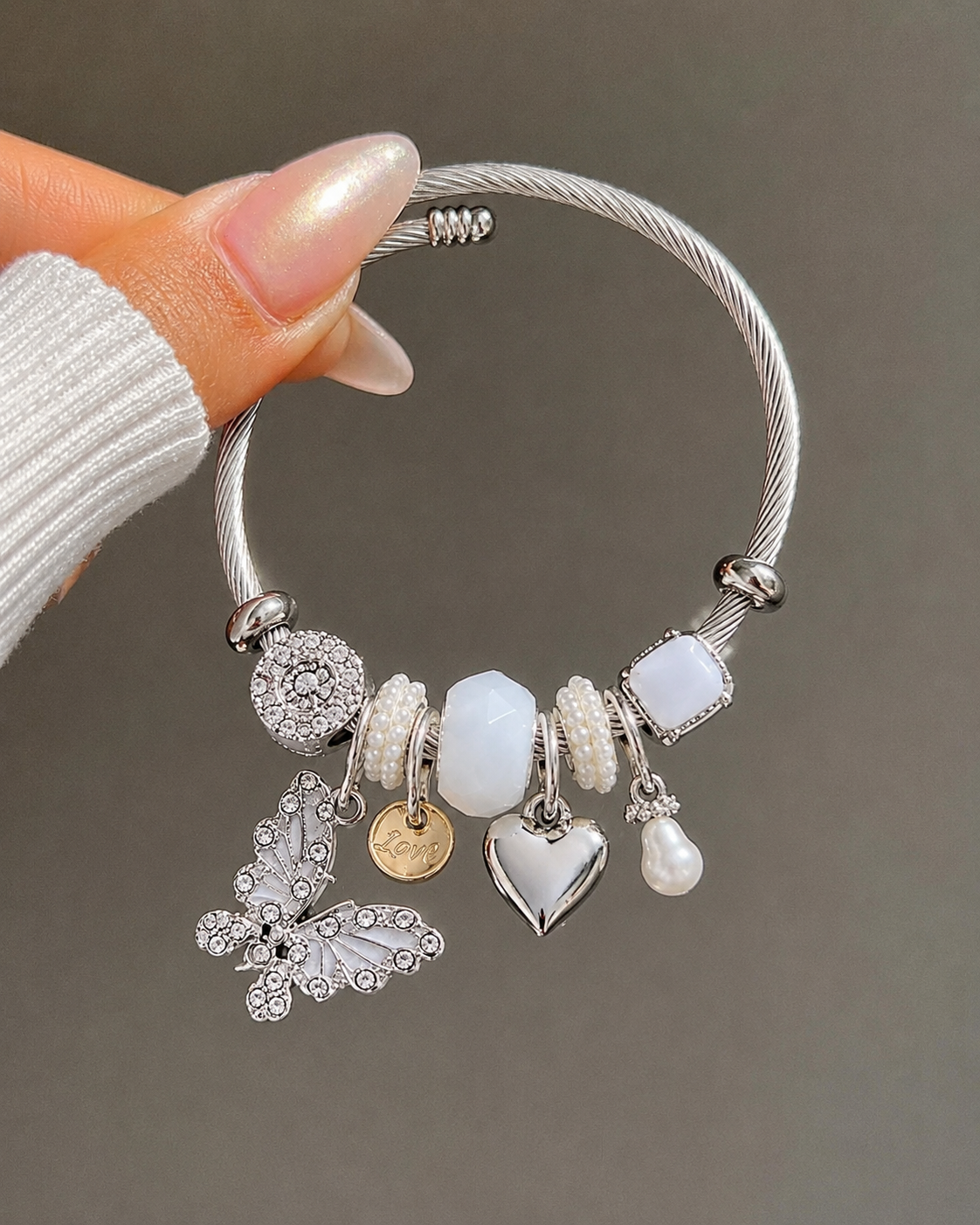 Pearl & Silver Heart Charm bracelet