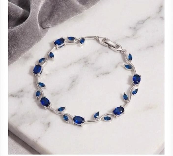 Tulip Bracelet