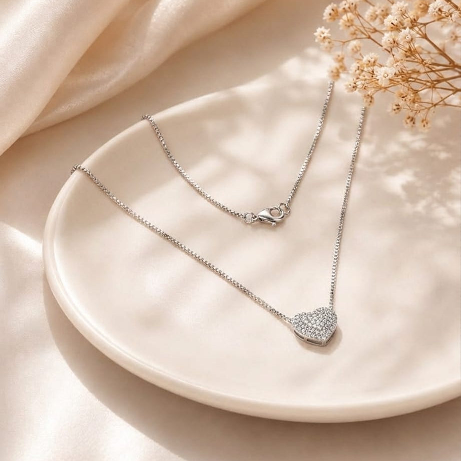 Magnetic Bond Necklace – A Symbol of Love